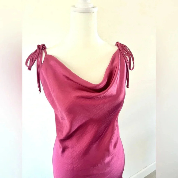 Motel Rocks Camara Dress in Magenta Pink‎ Satin Silky Tie Shoulder Mini Dress - Picture 6 of 10